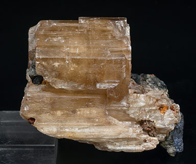 Phosgenite with Galena. Side