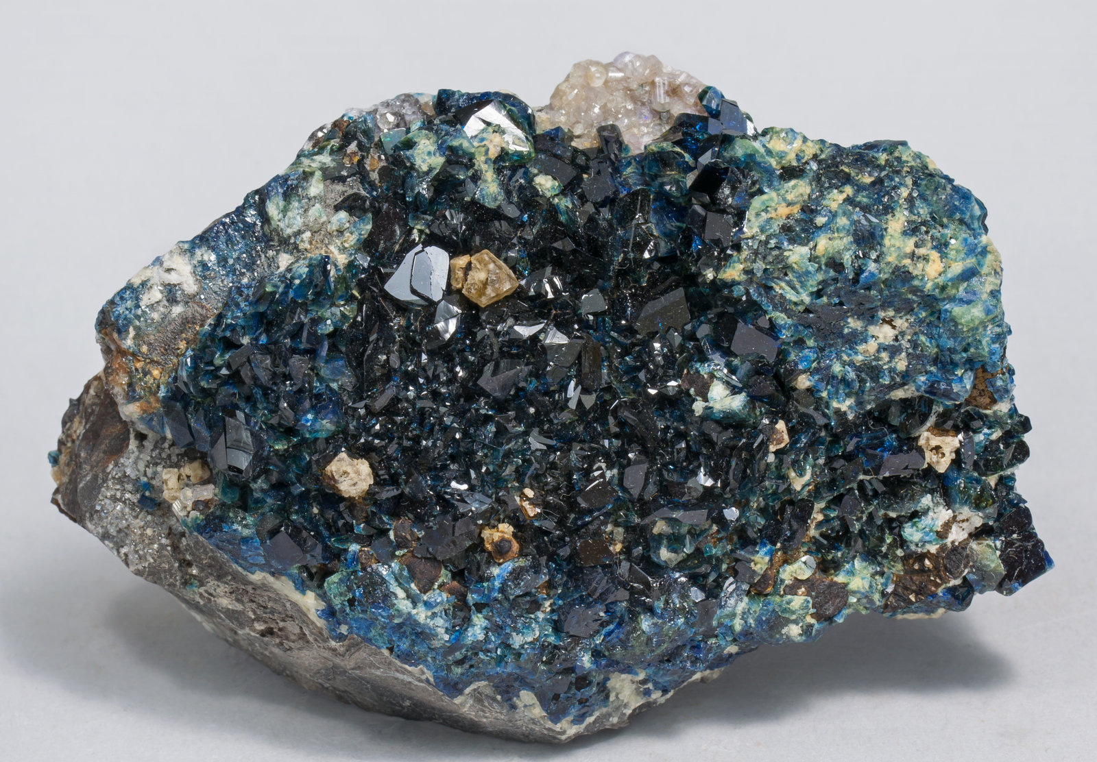 specimens/s_imagesAC9/Lazulite-ML56AC9f.jpg