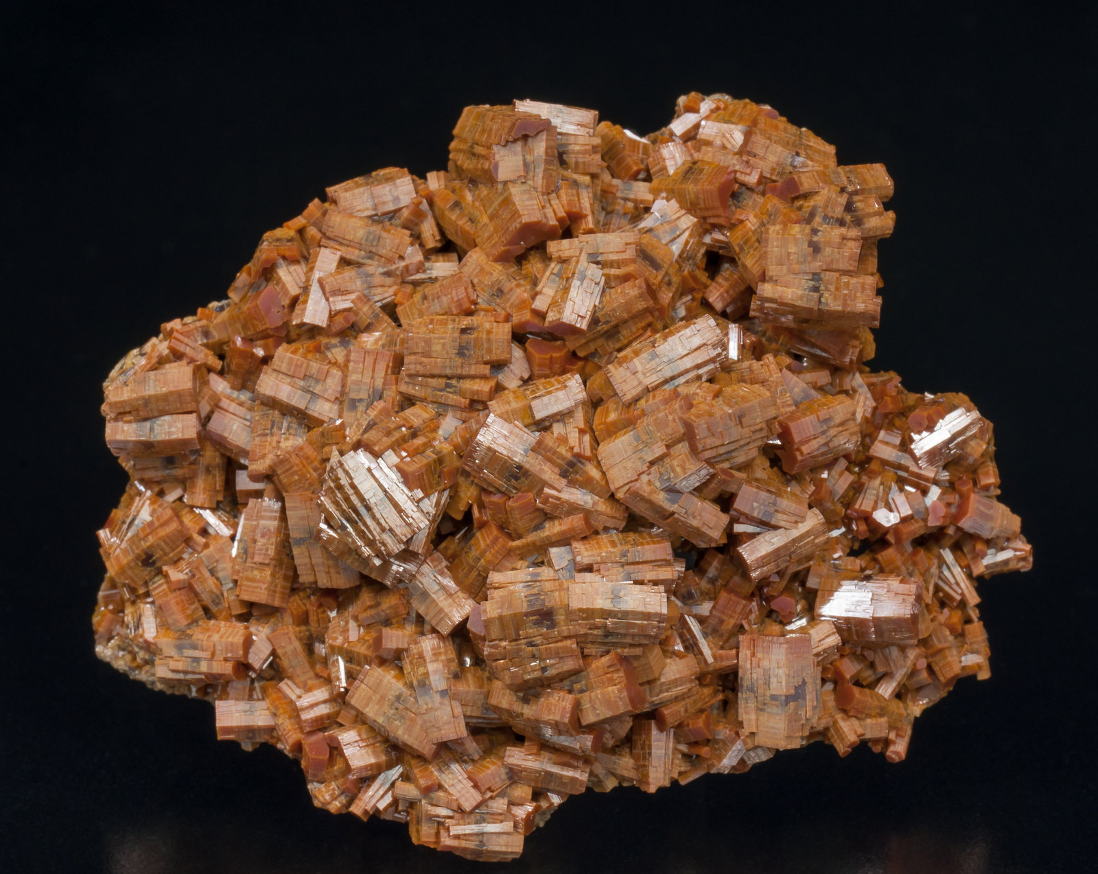 specimens/s_imagesAC9/Vanadinite-TH26AC9f.jpg