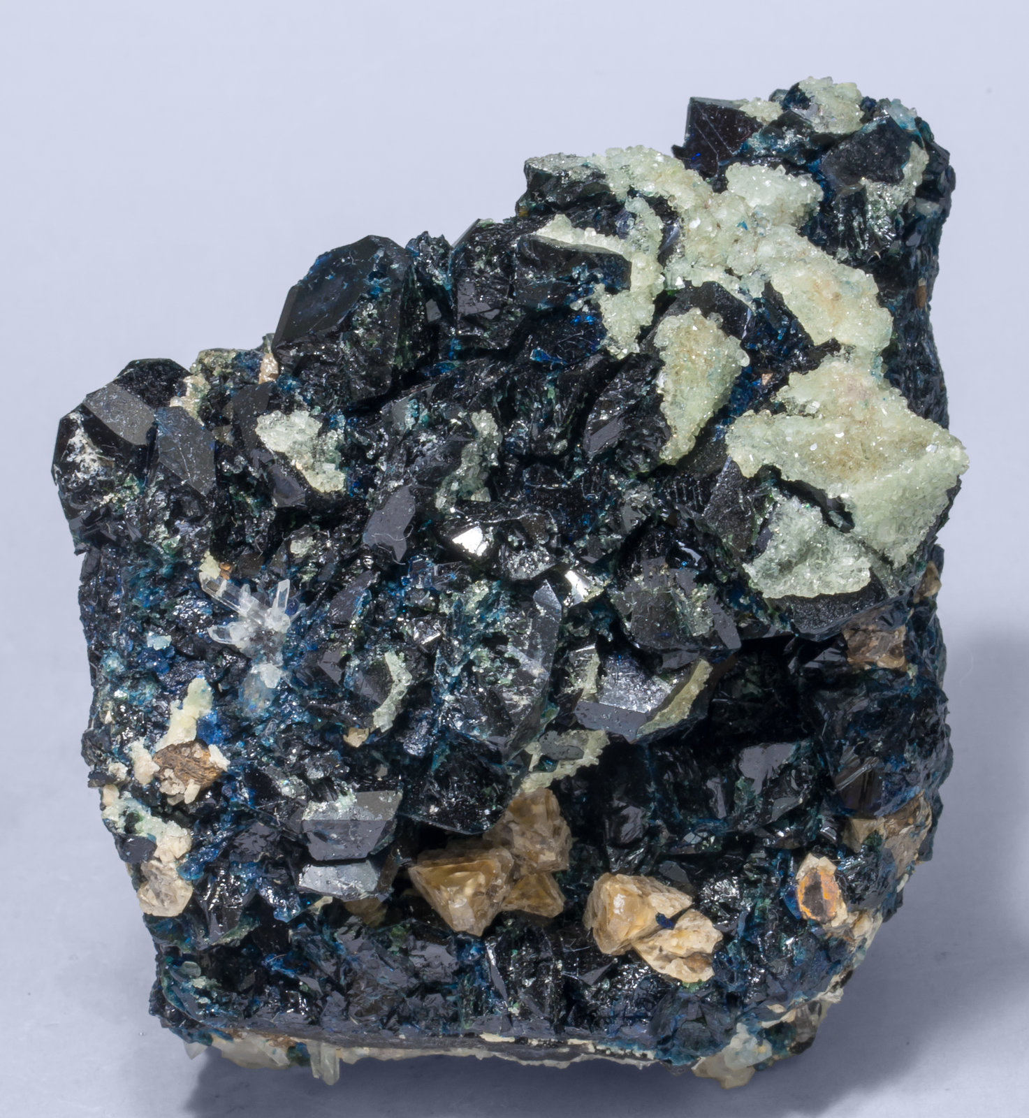 specimens/s_imagesAD2/Lazulite-MG87AD2f.jpg