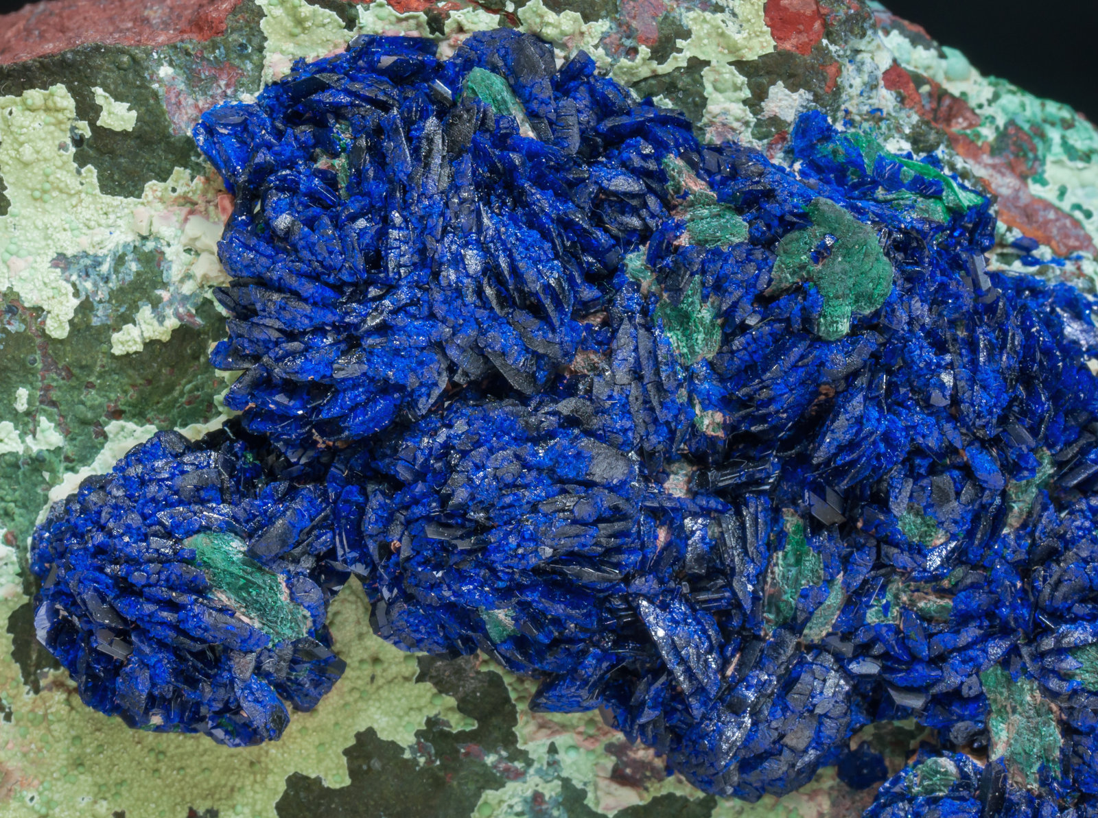 specimens/s_imagesAD3/Azurite-TP16AD3d.jpg