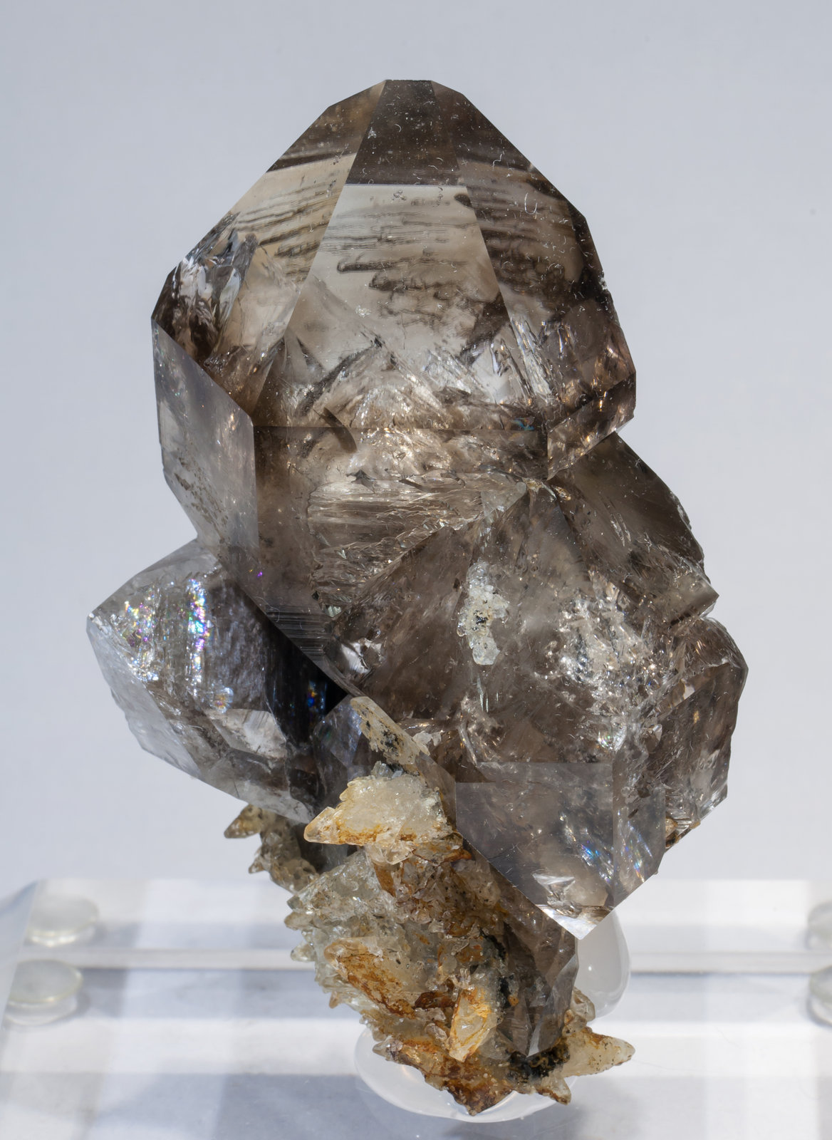 specimens/s_imagesAD3/Quartz_smoky-TH59AD3f.jpg