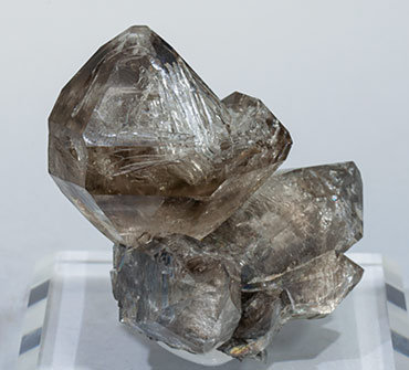 Quartz (variety smoky). Front