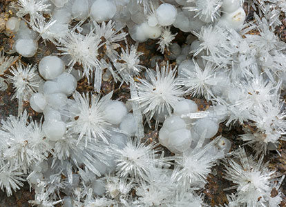 Aragonite with Calcite. 