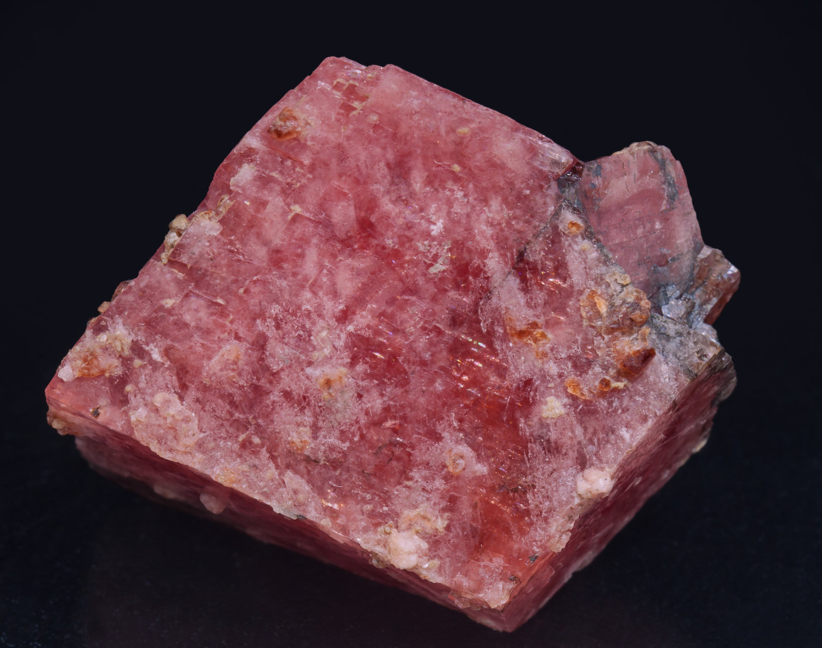 specimens/s_imagesAD7/Rhodochrosite-EV88AD7f.jpg