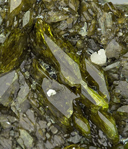 Titanite on Rutile after Ilmenite and with Microcline. 