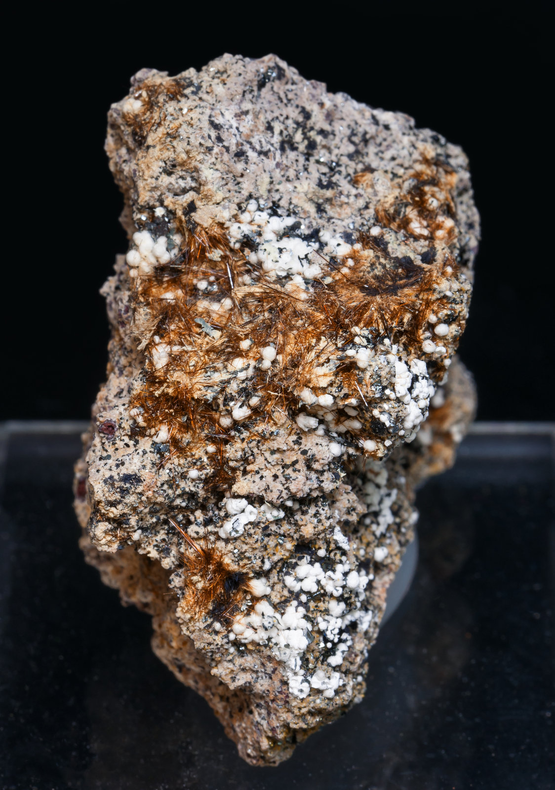 specimens/s_imagesAD7/Yuanfuliite-NZ12AD7f.jpg