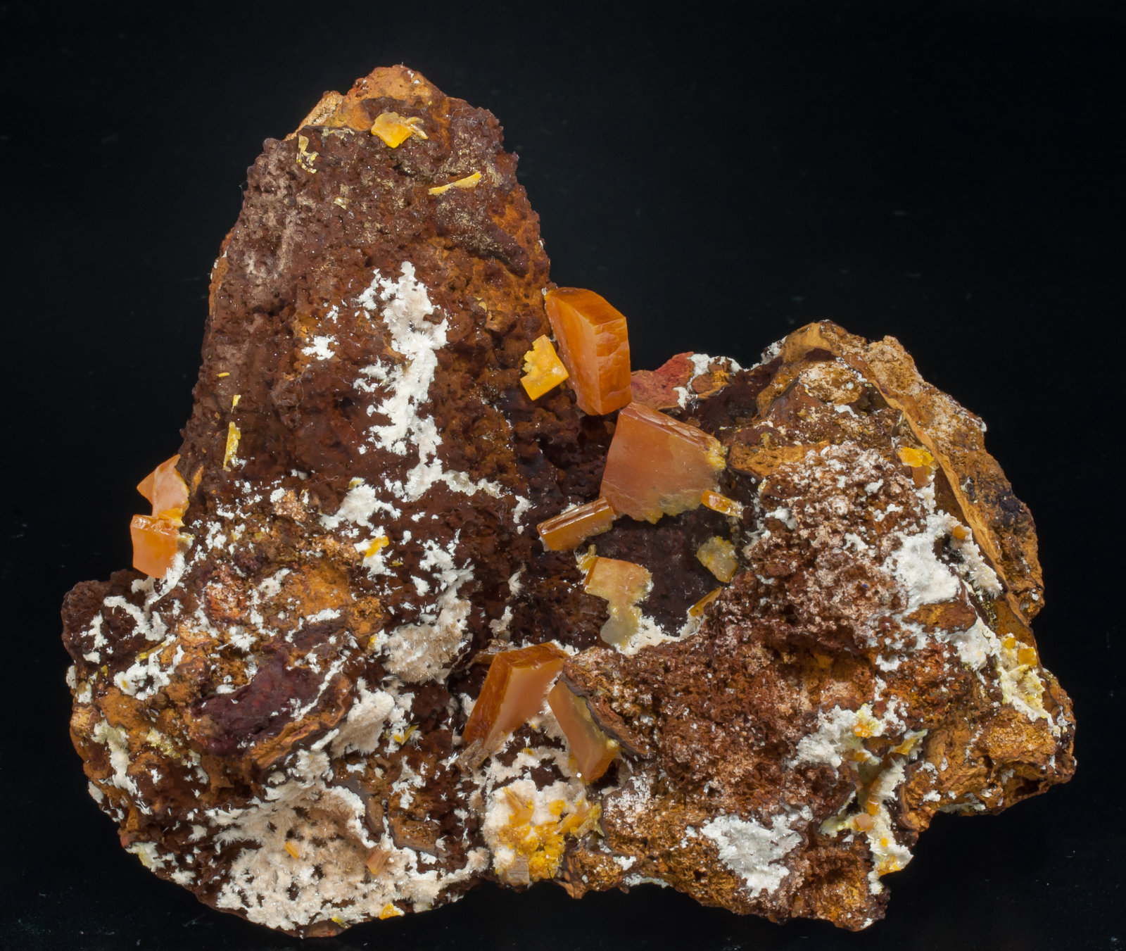 specimens/s_imagesAD9/Wulfenite-TT88AD9f.jpg