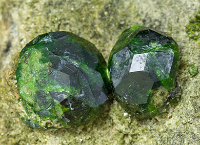 Andradite (variety demantoid). 