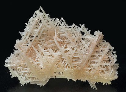 Cerussite. Front