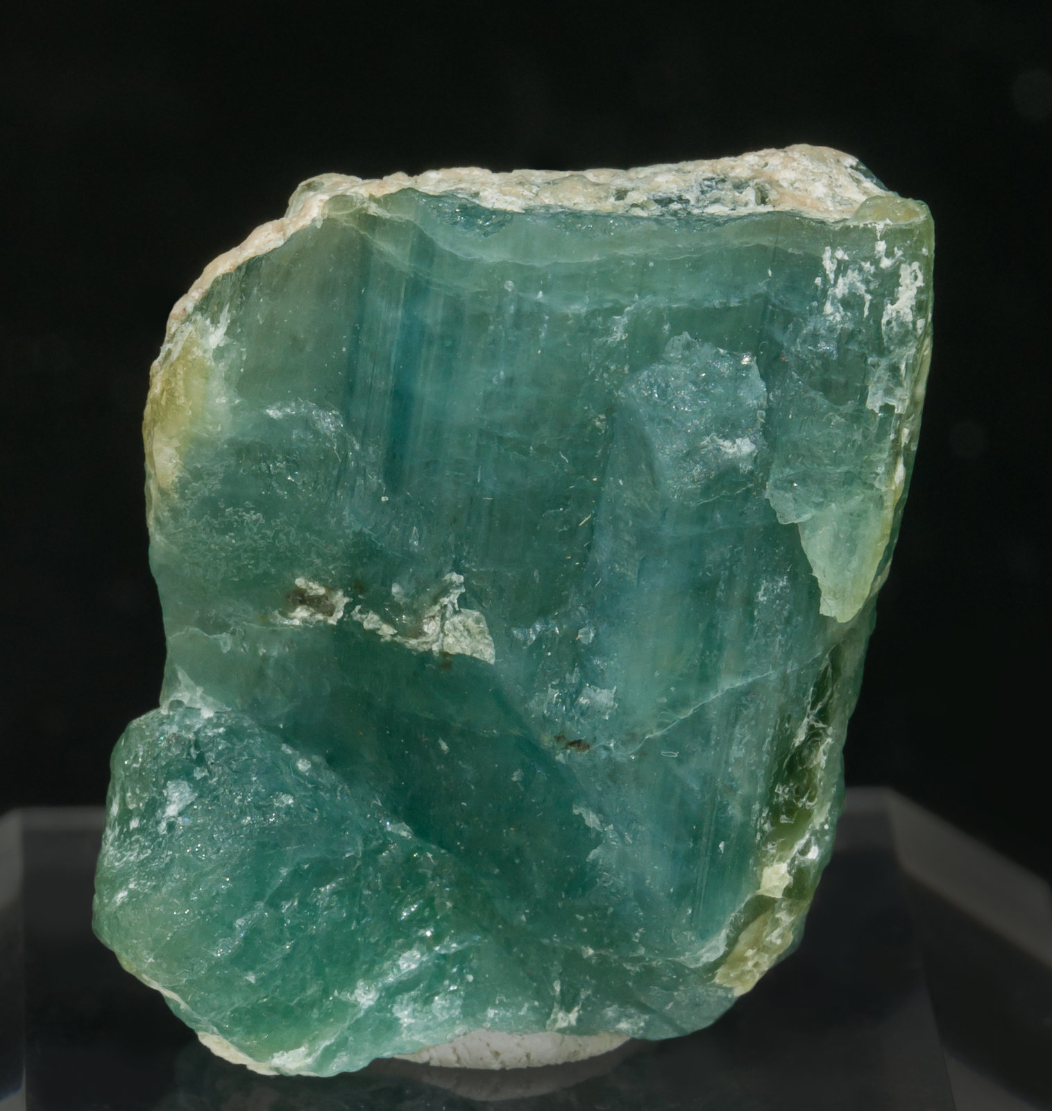 specimens/s_imagesAE2/Grandidierite-MY87AE2f.jpg