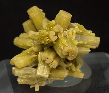 Pyromorphite. Side