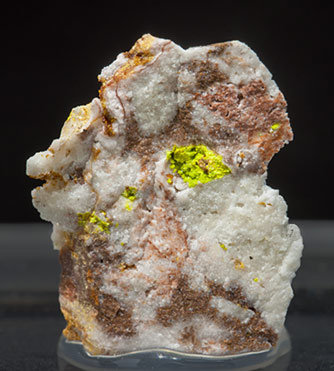 Rodalquilarite with Jarosite. 