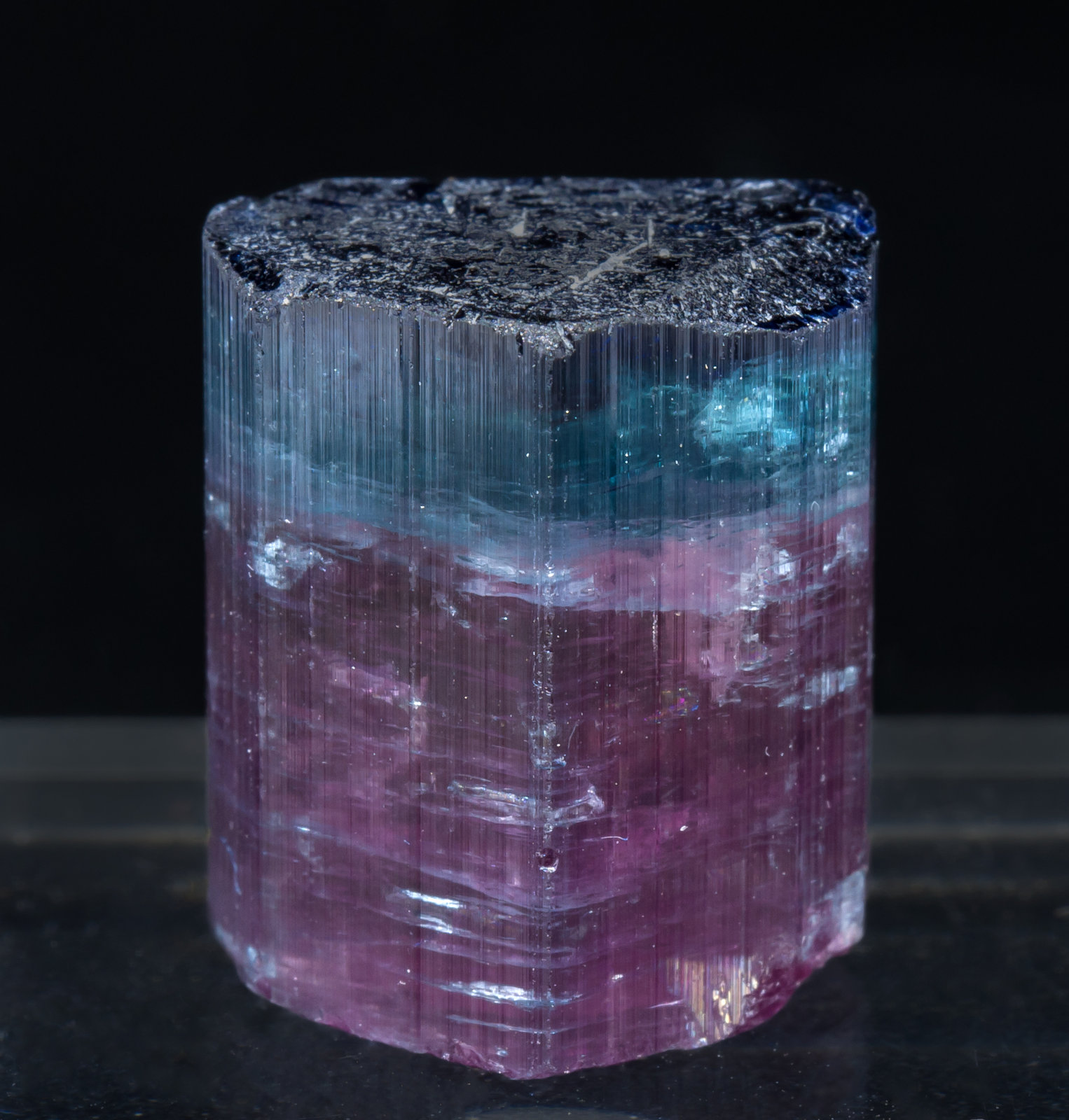 specimens/s_imagesAE4/Elbaite-EP88AE4f.jpg