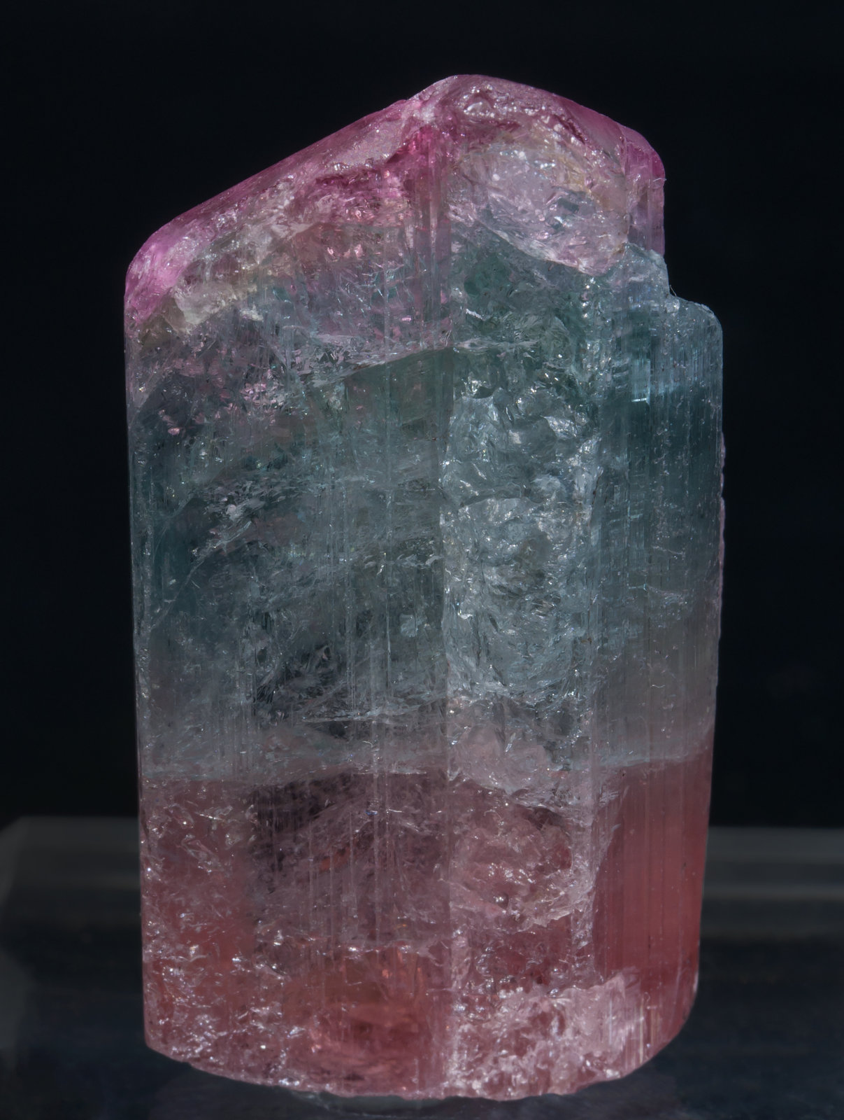 specimens/s_imagesAE4/Elbaite-ER70AE4r.jpg