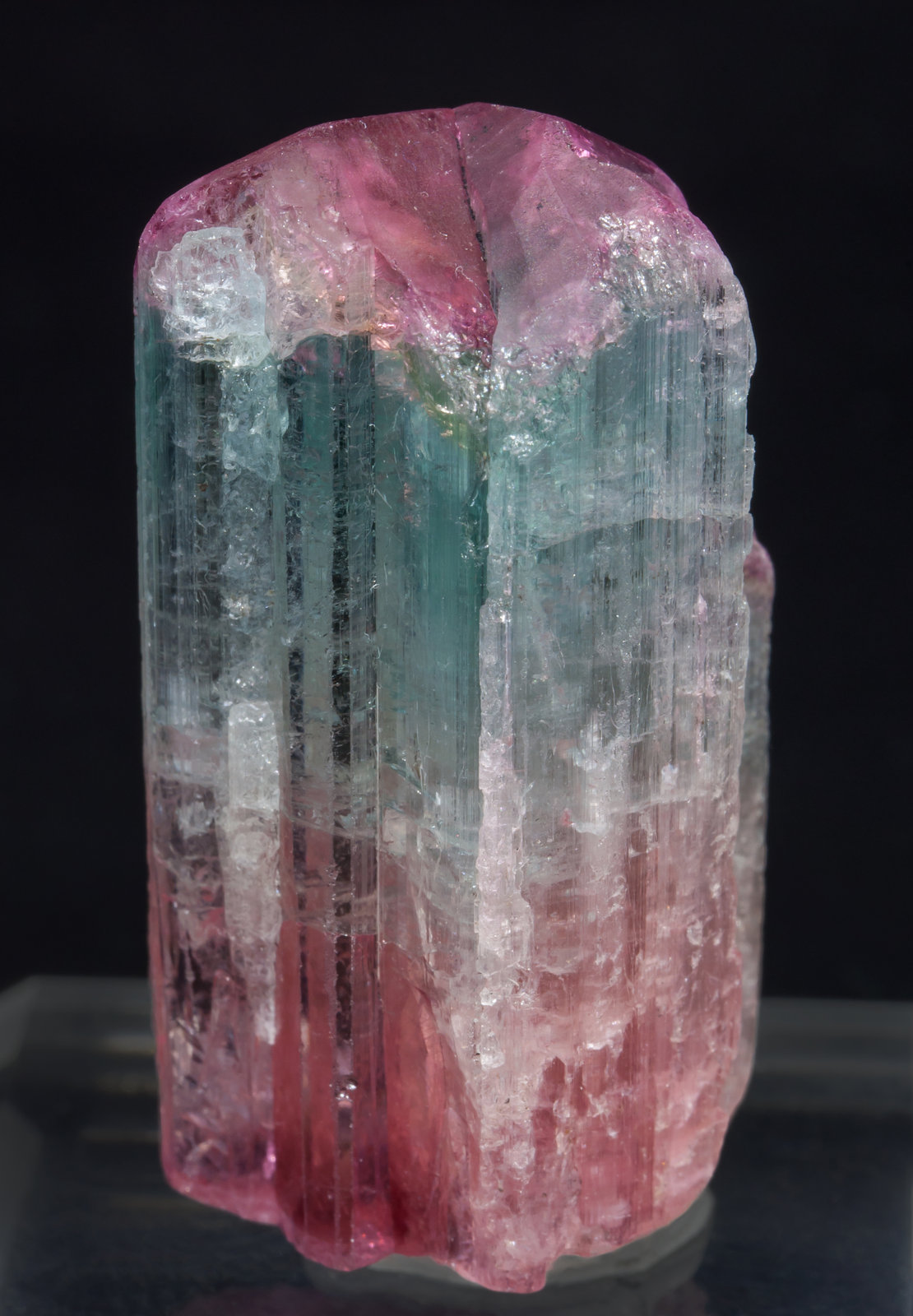 specimens/s_imagesAE4/Elbaite-ET52AE4r.jpg
