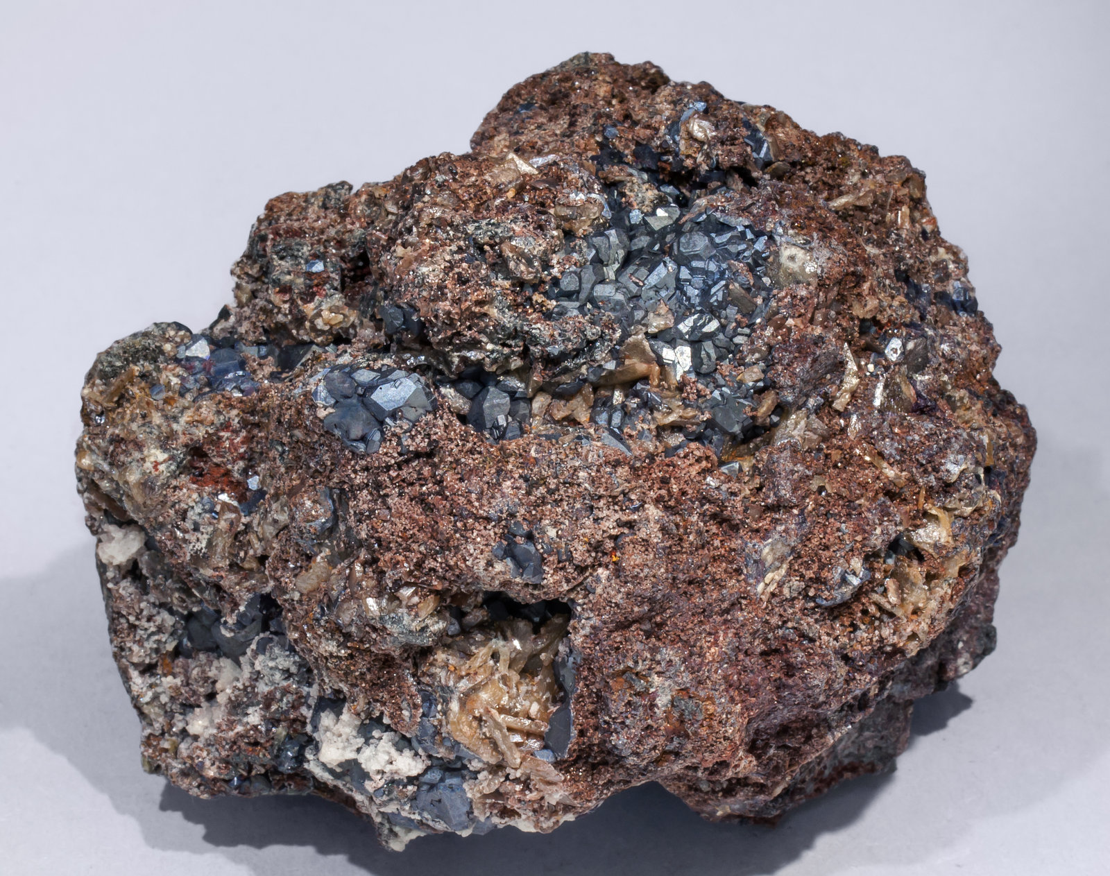 specimens/s_imagesAE6/Cuprite-RM12AE6f.jpg