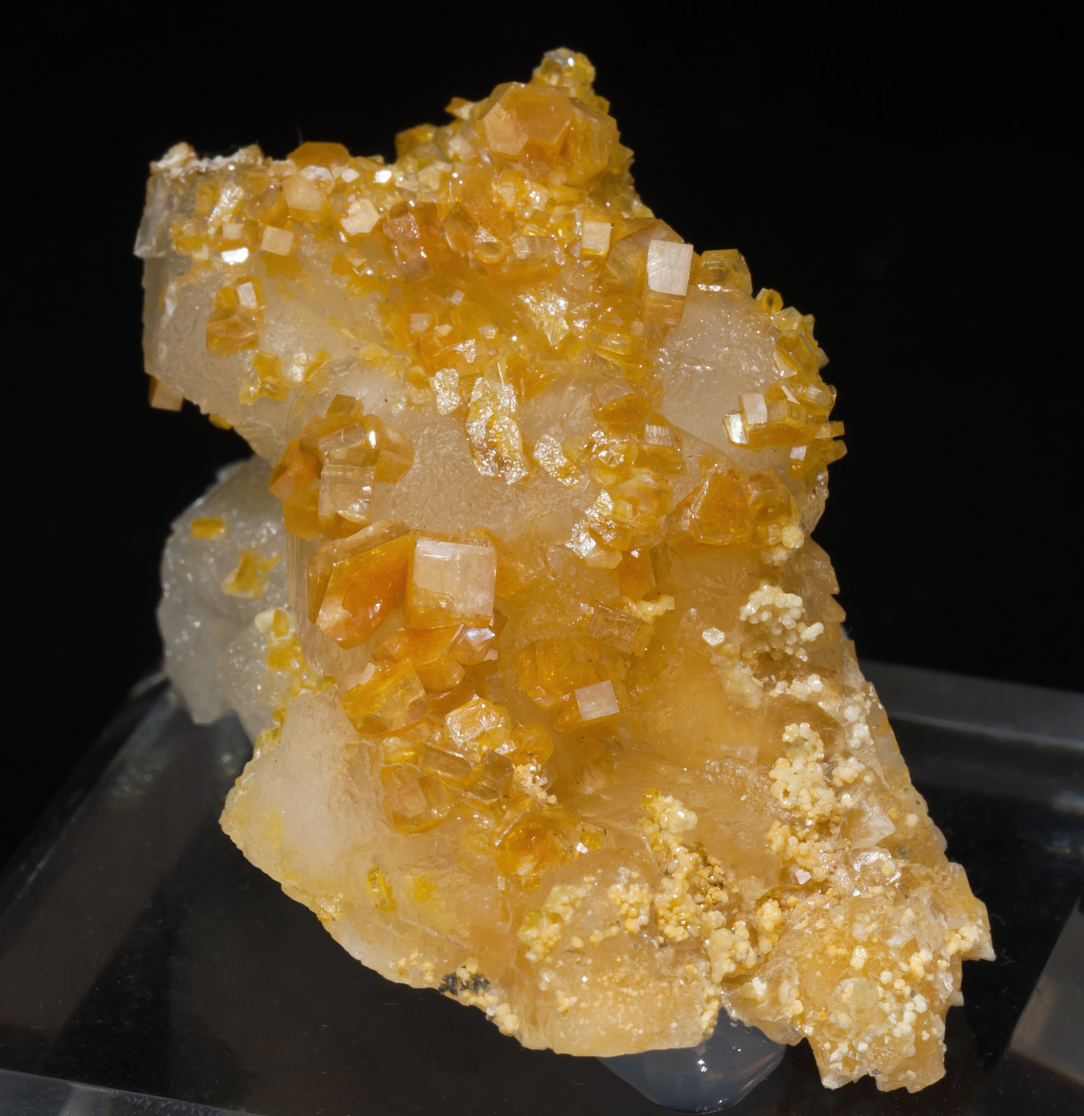 specimens/s_imagesAE7/Mimetite-TE57AE7f2.jpg