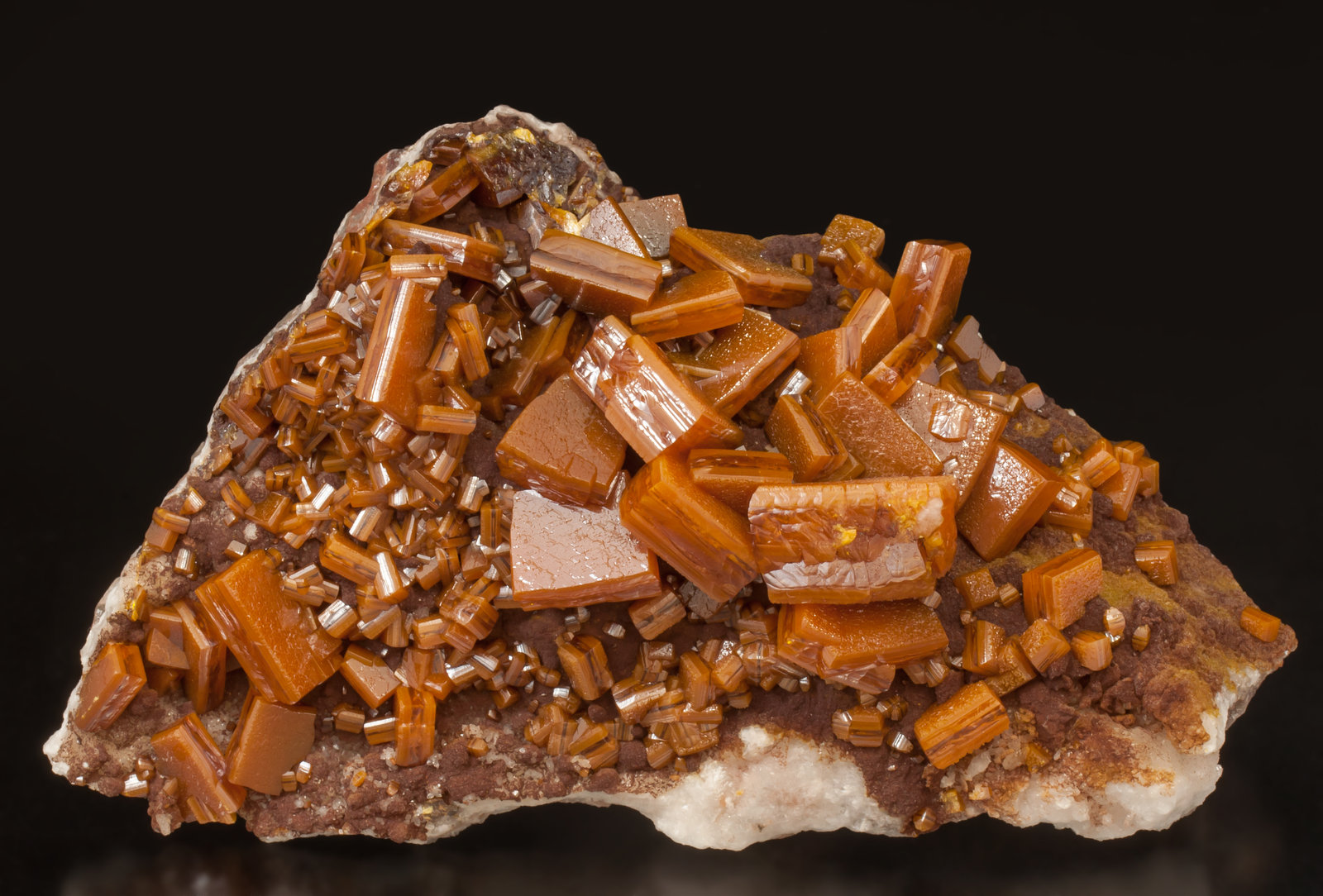 specimens/s_imagesAE9/Wulfenite-TK46AE9f.jpg