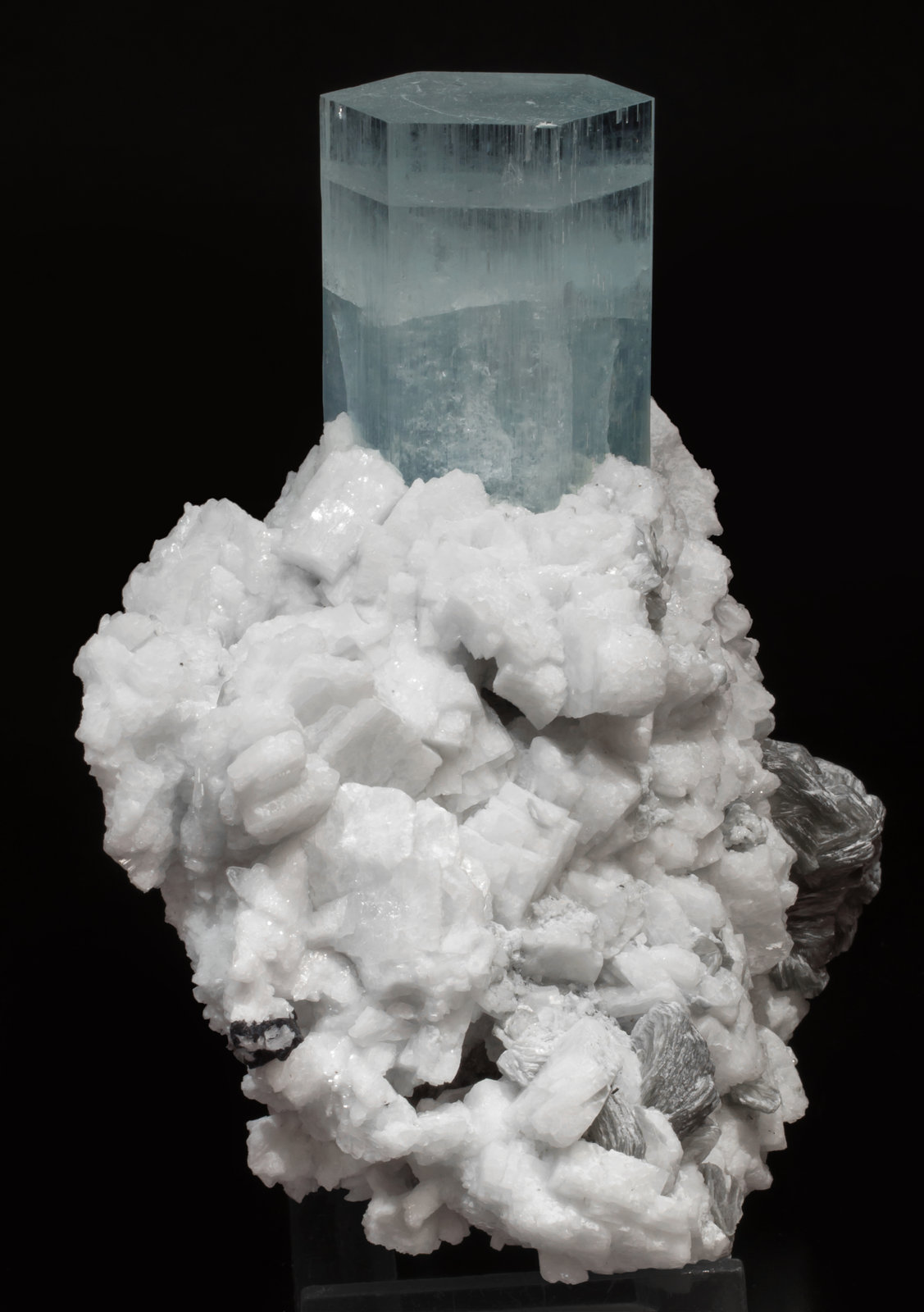 specimens/s_imagesAF0/Beryl_aquamarine-MT46AF0s.jpg