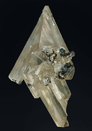 Twinned Cerussite with Galena. Rear