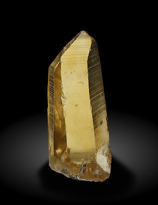 Quartz (variety citrine) with Albite. Front