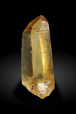 Quartz (variety citrine) with Albite. Side