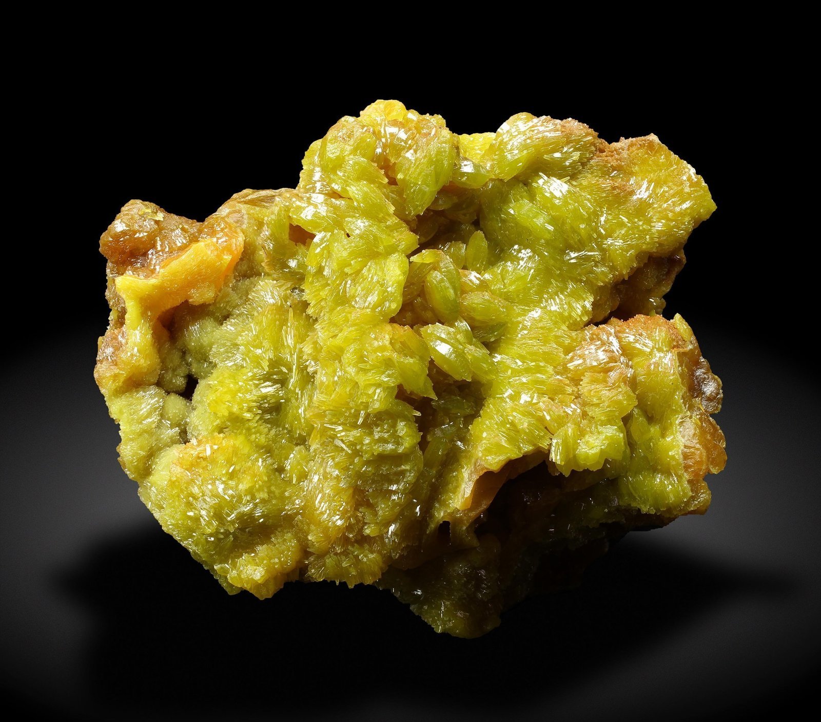 specimens/s_imagesAG6/Pyromorphite-ET92AG6_8947_f.jpg