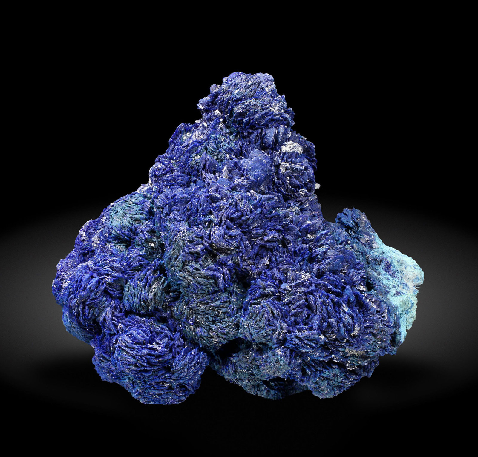 specimens/s_imagesAG8/Azurite-EQ96AG8_9366_f.jpg