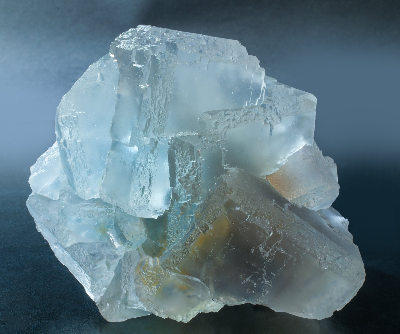 specimens/s_imagesAG9/Fluorite-MY92AG9f2.jpg