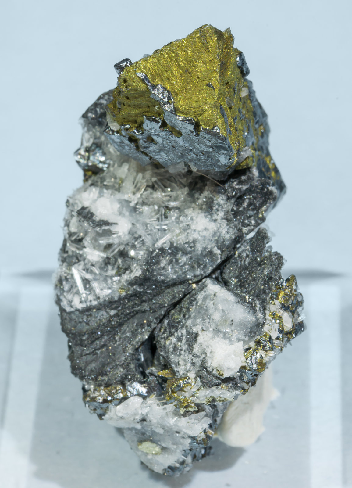 specimens/s_imagesAH1/Acanthite-TA48AH1f.jpg