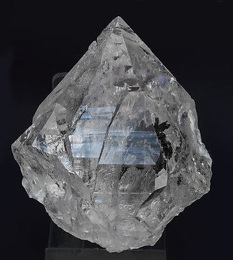 Quartz with inclusions. Side