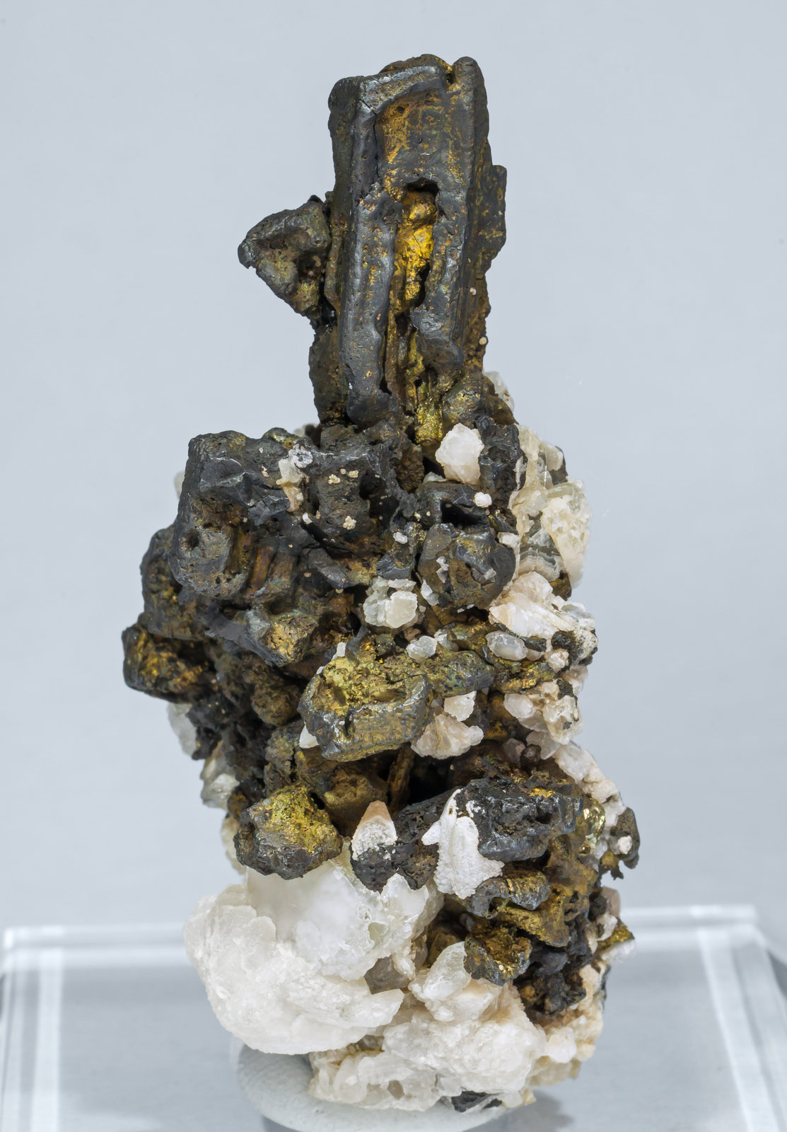 specimens/s_imagesAH5/Acanthite-TF86AH5f.jpg