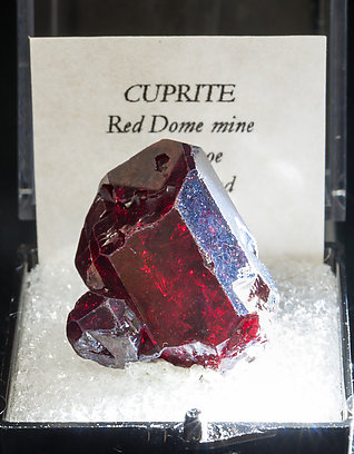 Cuprite. With side light