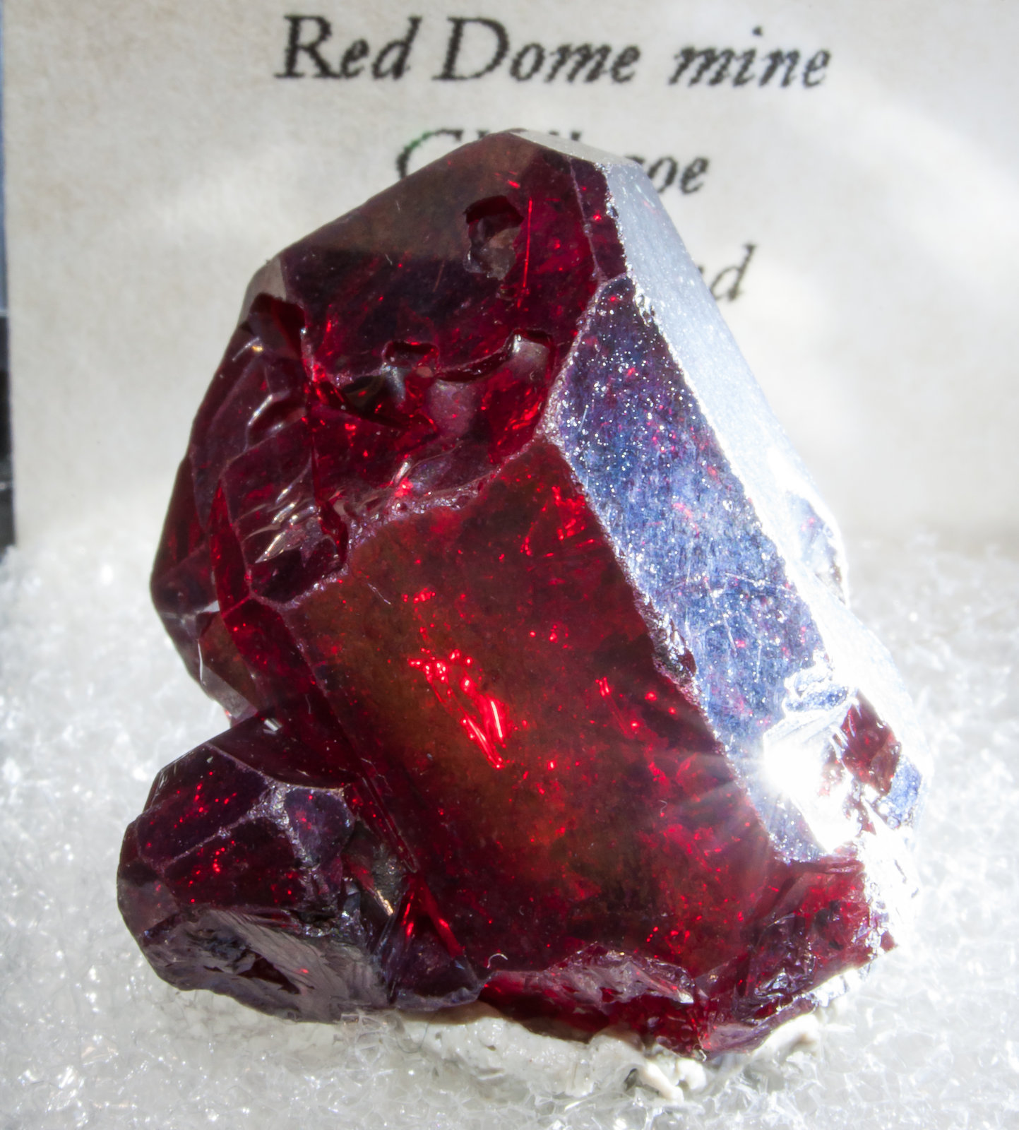 specimens/s_imagesAH5/Cuprite-TZ7AH5f4.jpg