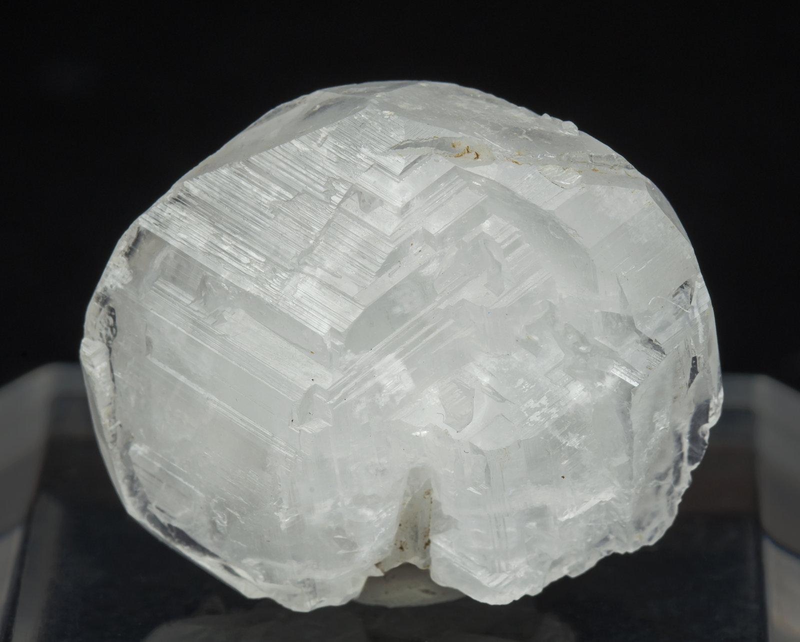 specimens/s_imagesAH6/Calcite-CT57AH6f.jpg