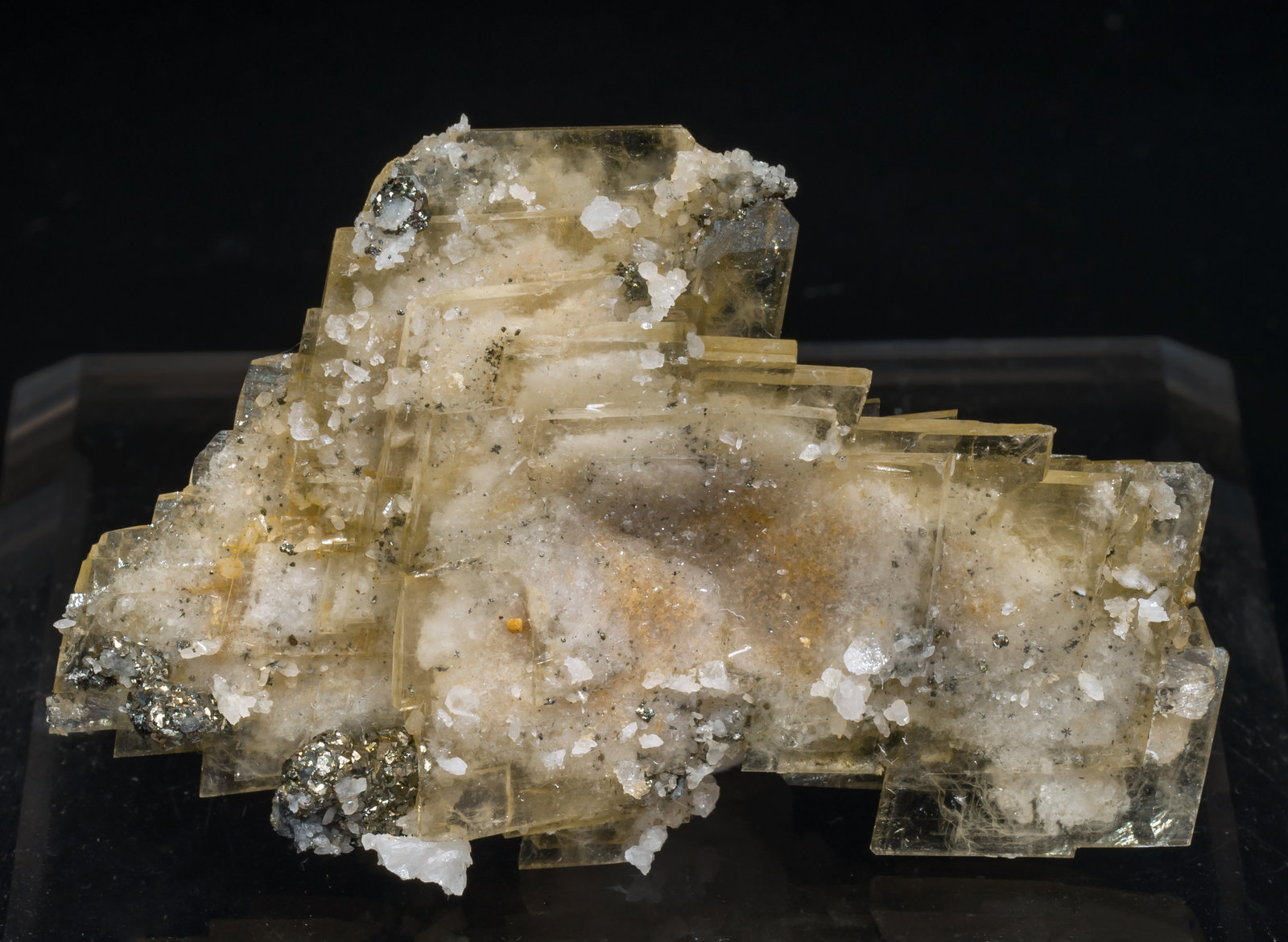 specimens/s_imagesAH8/Baryte-EB98AH8f.jpg