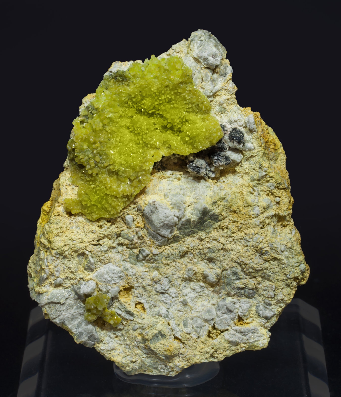 specimens/s_imagesAH9/Pyromorphite-NC11AH9f.jpg