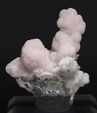 Rhodochrosite with Calcite. Rear