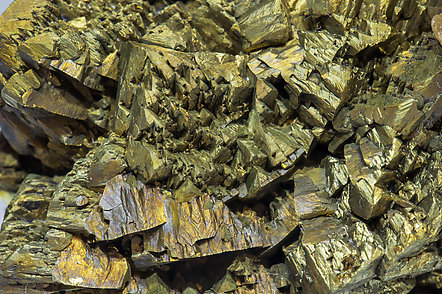 Chalcopyrite with Siderite. 