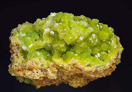 Pyromorphite. Front