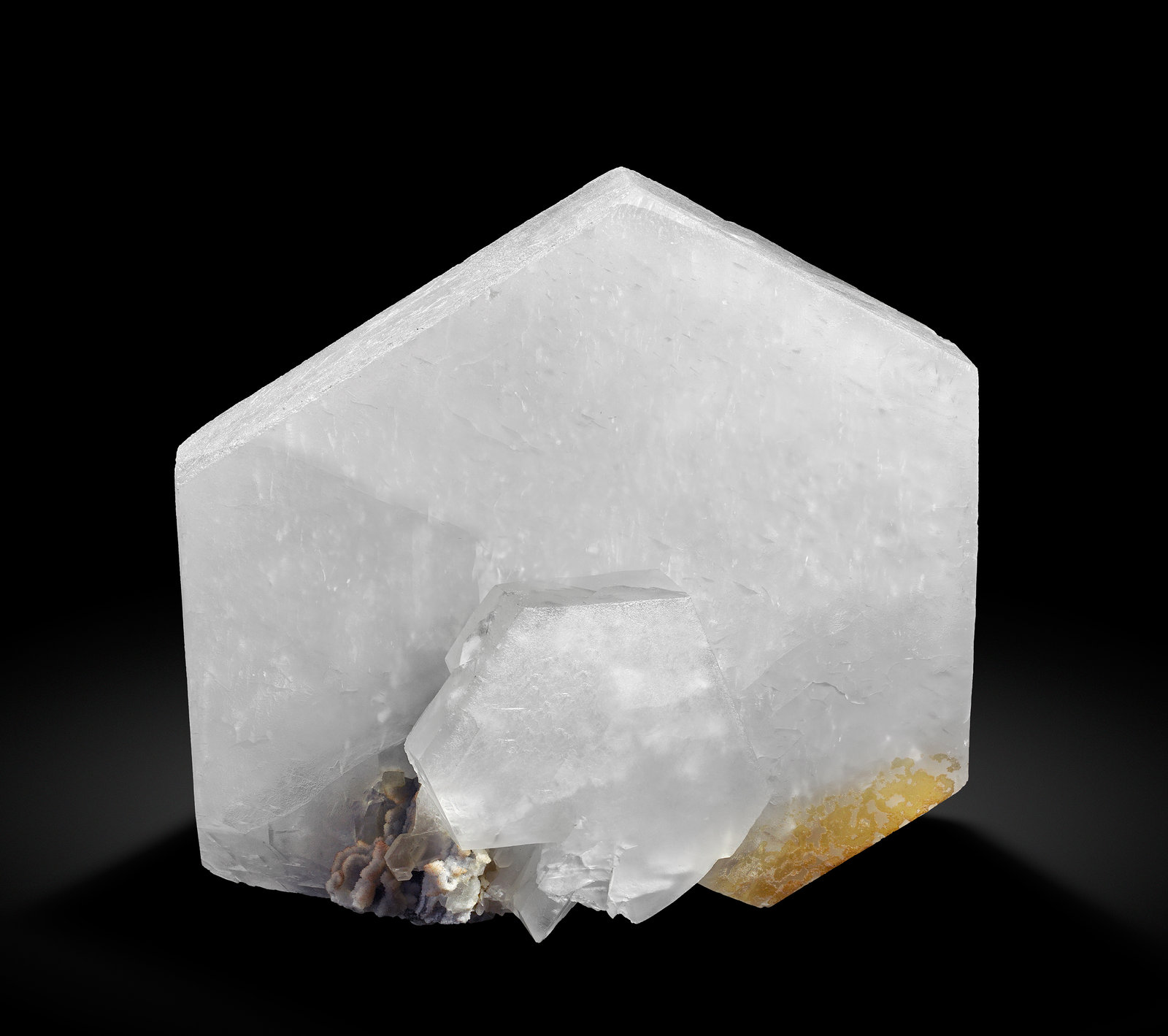 specimens/s_imagesAI6/Calcite-SA27AI6_4914_f.jpg