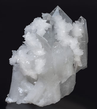 Quartz with Calcite. Rear