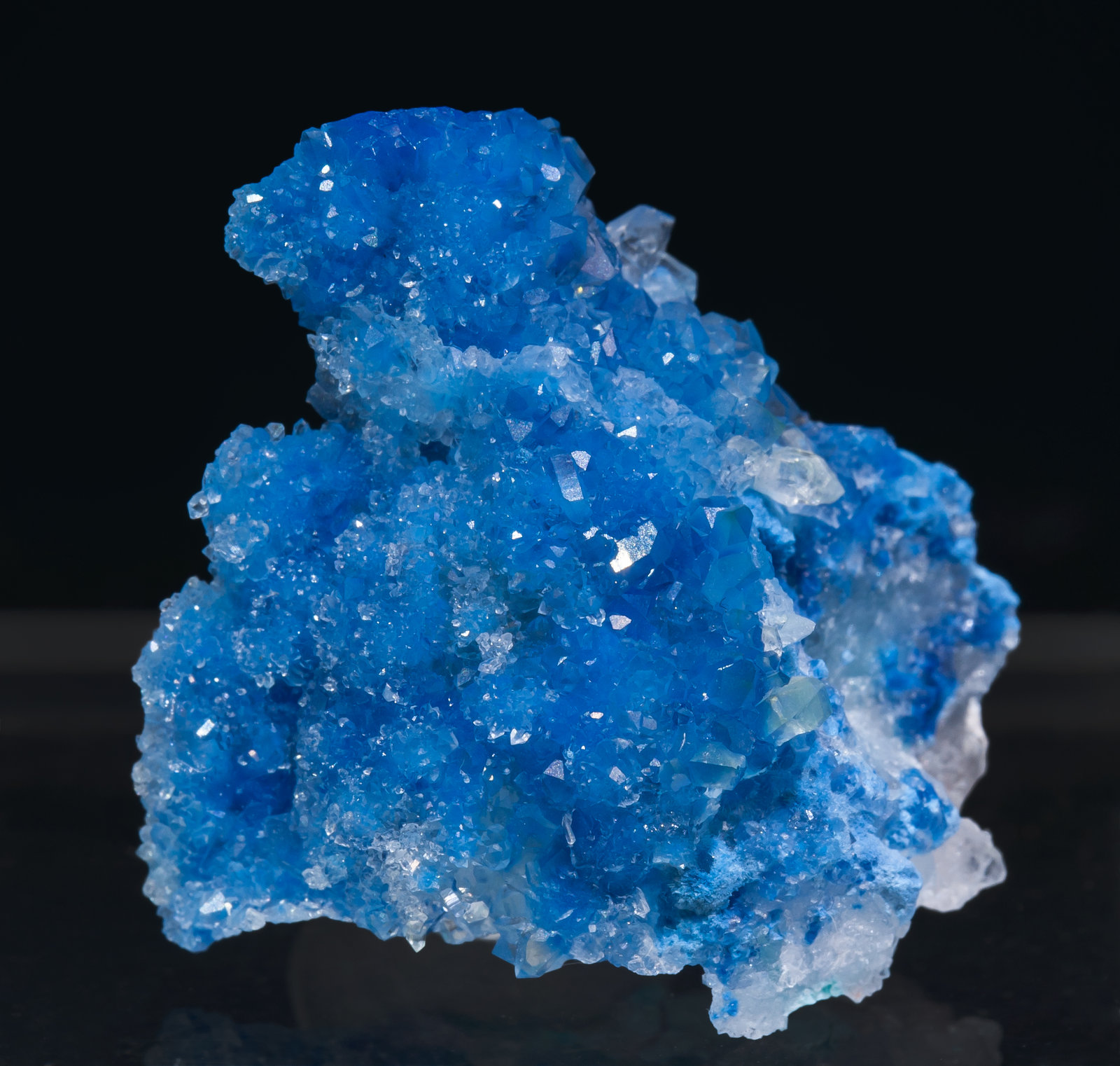 specimens/s_imagesAJ2/Shattuckite-TG6AJ2f.jpg