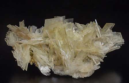 Baryte. Front