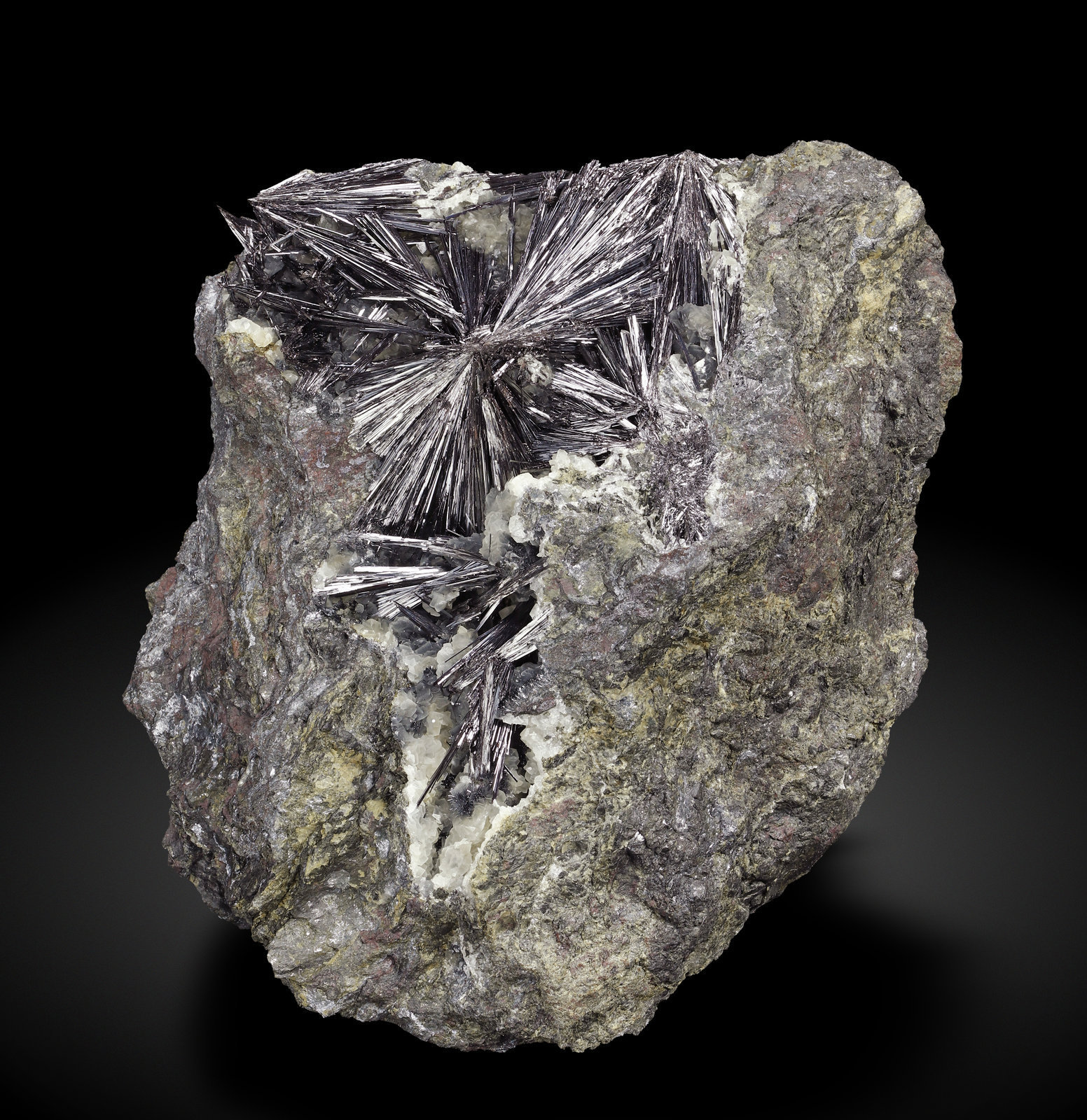 specimens/s_imagesAJ6/Kermesite-EP69AJ6f.jpg