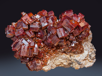 Vanadinite. Front