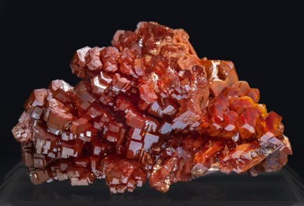 Vanadinite. Rear