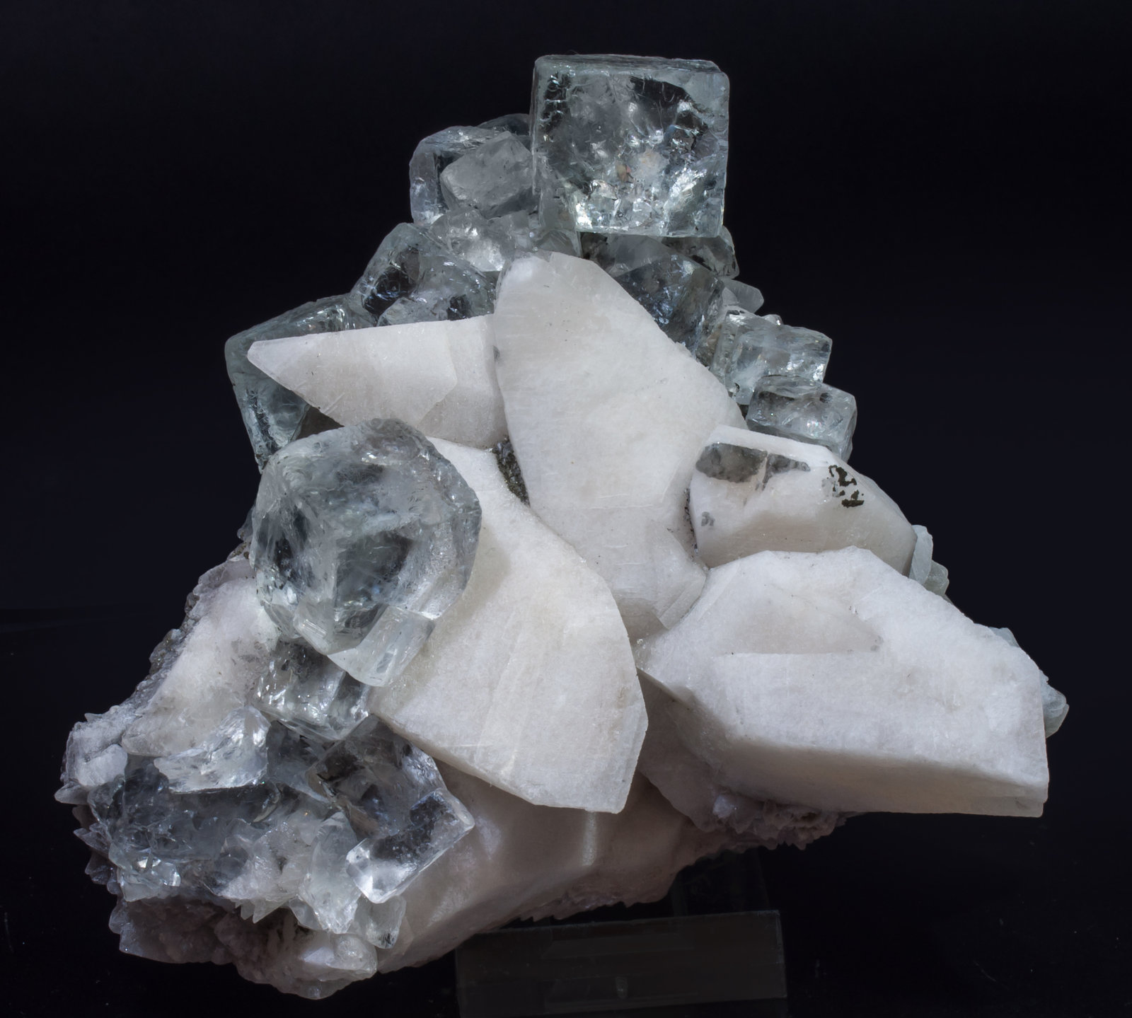 specimens/s_imagesAK0/Fluorite-GA90AK0f.jpg