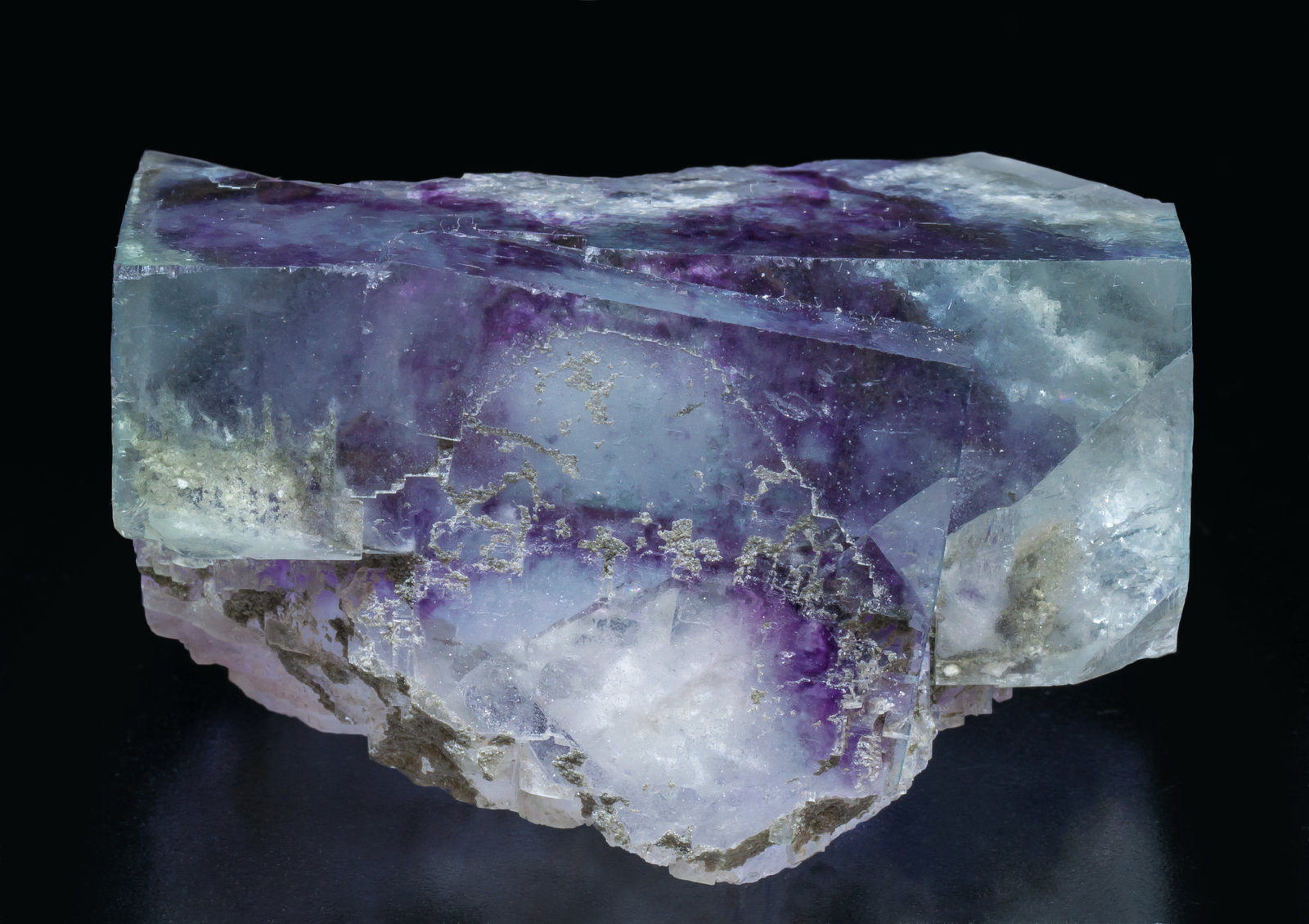 specimens/s_imagesAK0/Fluorite-GL27AK0t.jpg